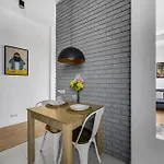 Lejlighed Wlodarzewska - 55m2, Parking, Balcony - By Rentujemy *