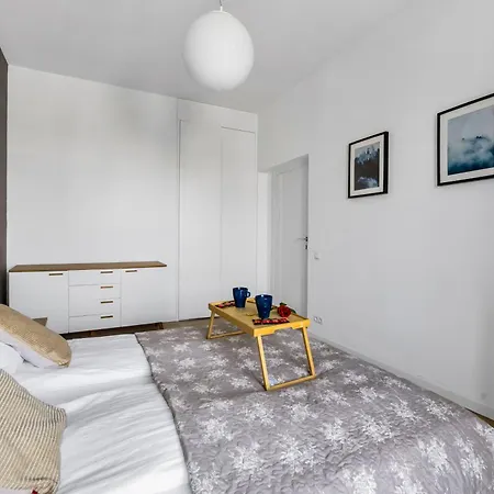 Włodarzewska - 55m2, Parking, Balcony - By Rentujemy