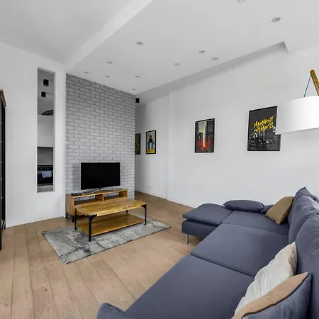 Wlodarzewska - 55m2, Parking, Balcony - By Rentujemy Apartment Warschau