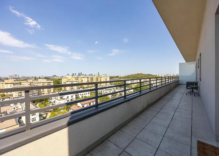 Lejlighed Wlodarzewska - 55m2, Parking, Balcony - By Rentujemy *