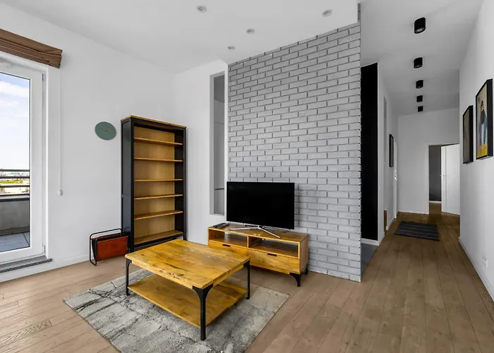 Wlodarzewska - 55m2, Parking, Balcony - By Rentujemy Lejlighed