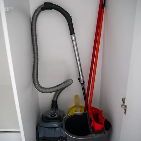 Lägenhet Wlodarzewska - 55m2, Parking, Balcony - By Rentujemy Warszawa