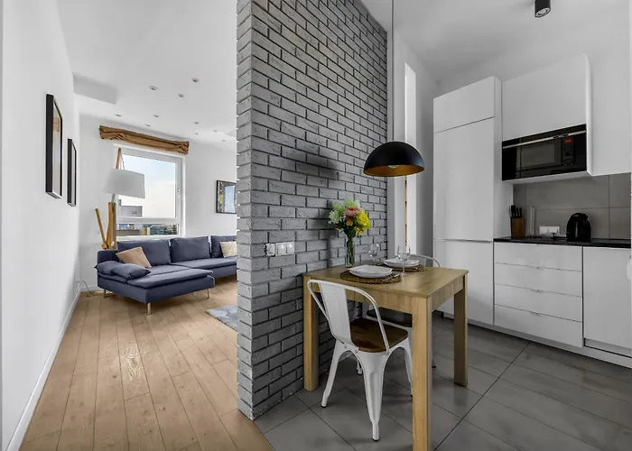 Wlodarzewska - 55m2, Parking, Balcony - By Rentujemy 바르샤바