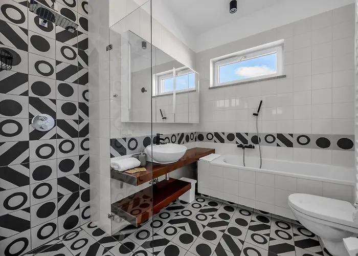 Wlodarzewska - 55m2, Parking, Balcony - By Rentujemy *